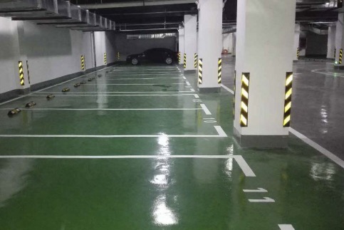 信陽市新馬路金辰新河灣小區(qū) 車庫地坪 項目完滿完成